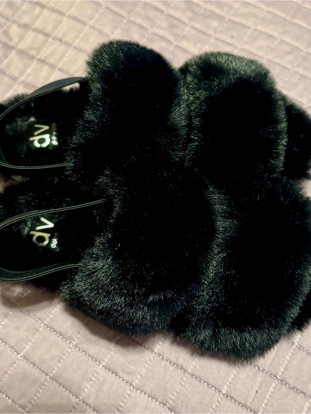 DV by Dolce Vita Black Faux-Fur Slide Slippers